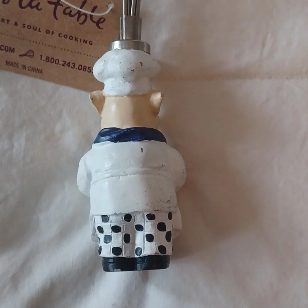 SUR LA TABLE wire whisk pig chef new with tag